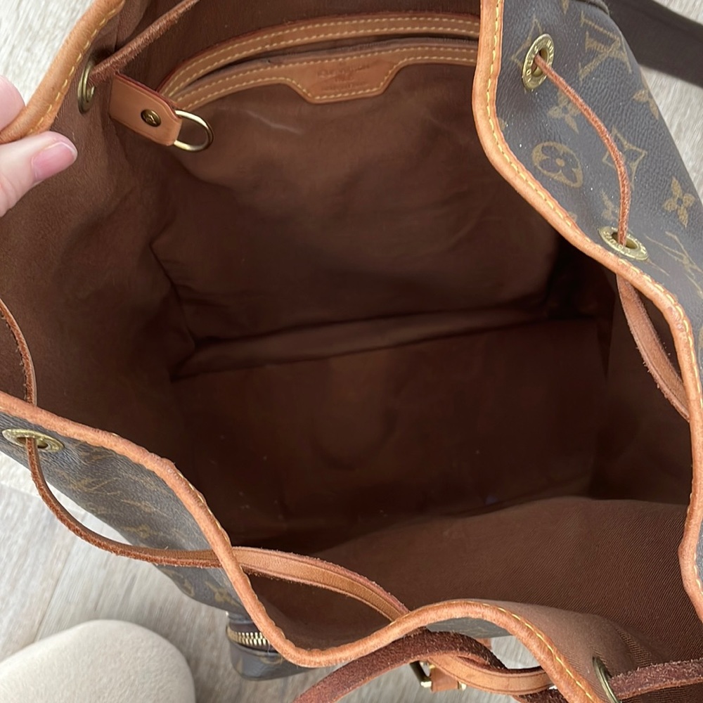 Louis Vuitton Monogram Montsouris GM Backpack | Vintage LV Brown Canvas Leather - Picture 7 of 10